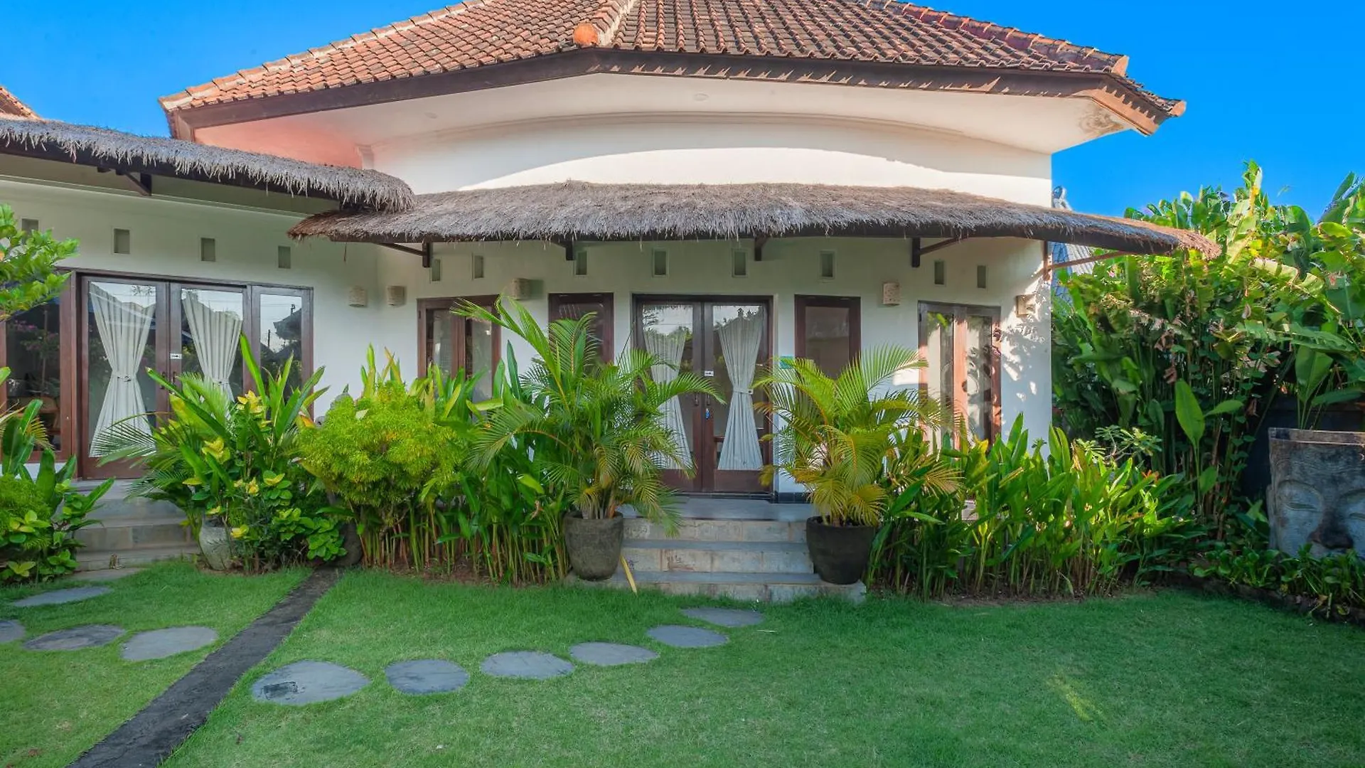Penzion Asri Villas Bingin Uluwatu